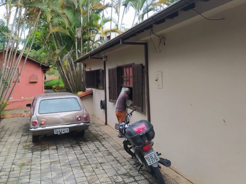 Sítio à venda Santo Antonio com 7000m² e 5 quartos por R$ 2.200.000 - 1013626667-quintal-fundos3.jpeg