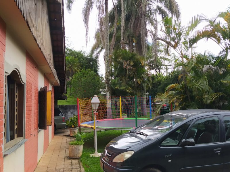 Sítio à venda Santo Antonio com 7000m² e 5 quartos por R$ 2.200.000 - 1050601652-quintal-frente3.jpeg