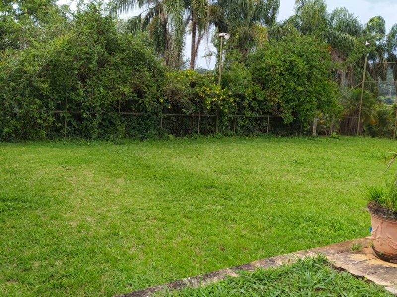 Sítio à venda Santo Antonio com 7000m² e 5 quartos por R$ 2.200.000 - 1828409763-quintal-frente-quadra.jpeg