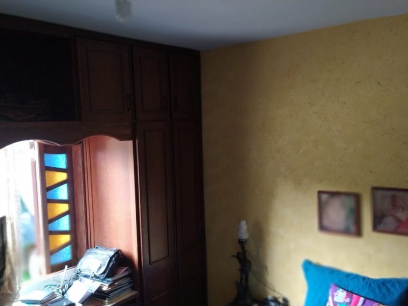 Sítio à venda Santo Antonio com 7000m² e 5 quartos por R$ 2.200.000 - 337917658-quarto-meio-direita.jpeg