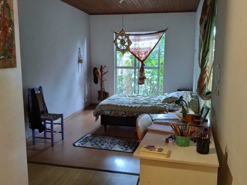 imóvel com 600m² - Bom Retiro - Curitiba