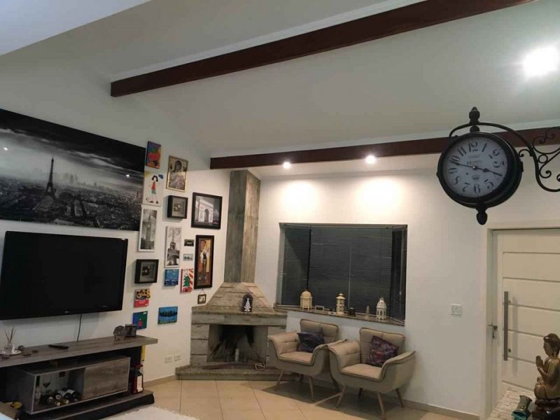 imóvel com 320m² - Jardim Rina - Arujá