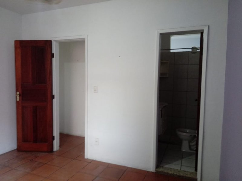 Casa à venda Mal. Hermes com 131m² e 3 quartos por R$ 200.000 - 990491500-foto-10-suite-1.jpeg