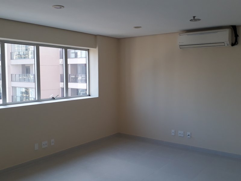 Comercial à venda Moema com 31m² e 1 quarto por R$ 380.000 - 1966003093-20210719-130633.jpg