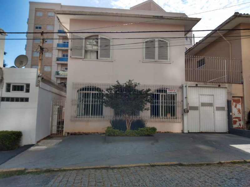 Casa à venda Pompéia com 210m² e 3 quartos por R$ 1.200.000 - 1019257365-img-20200428-102539799-hdr.jpg