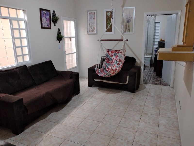 Casa à venda Jardim do Portal com 147m² e 3 quartos por R$ 270.000 - 694135032-sala.jpg