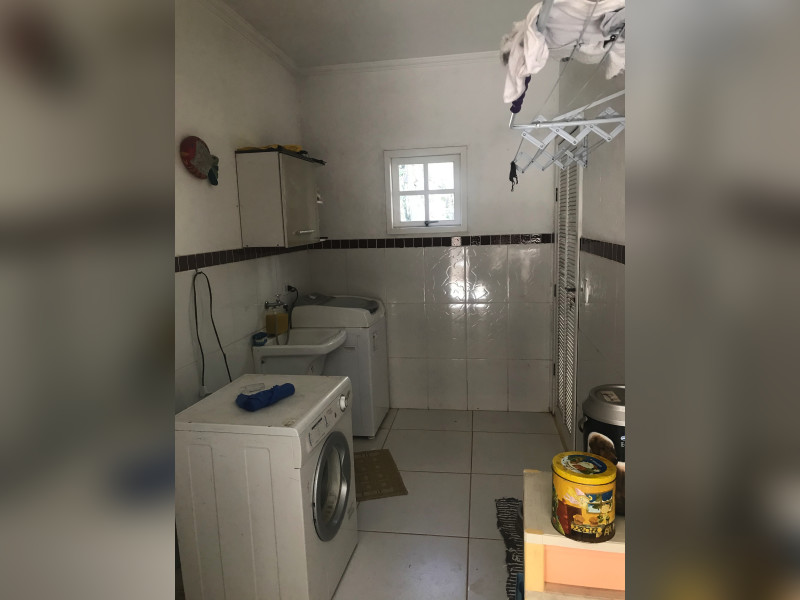 imóvel com 255m² - Jardim do Rio Cotia - Cotia