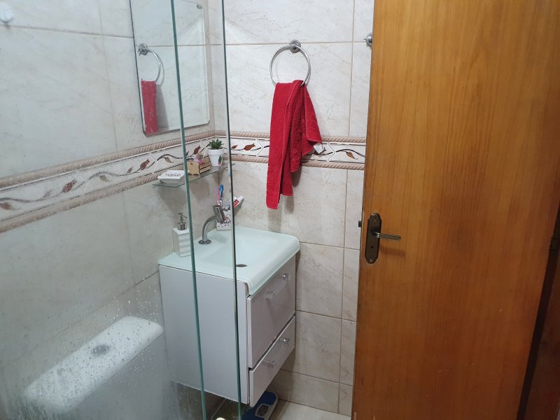 Apartamento à venda Mutondo com 70m² e 2 quartos por R$ 175.000 - 1267314428-banheiro-3.jpg