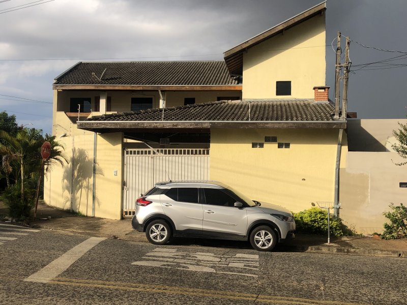 Casa à venda Chácara Belo Horizonte com 260m² e 4 quartos por R$ 500.000 - 625617379-img-2605.JPG
