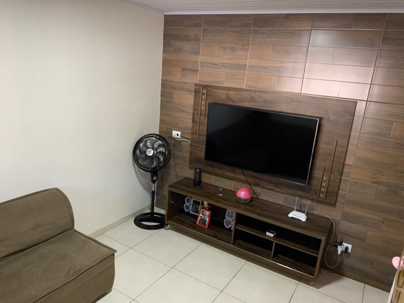 Casa à venda Centro com 160m² e 3 quartos por R$ 190.000 - 1943424437-379c4b9d-7682-4e4e-881e-661f1db79212.jpeg