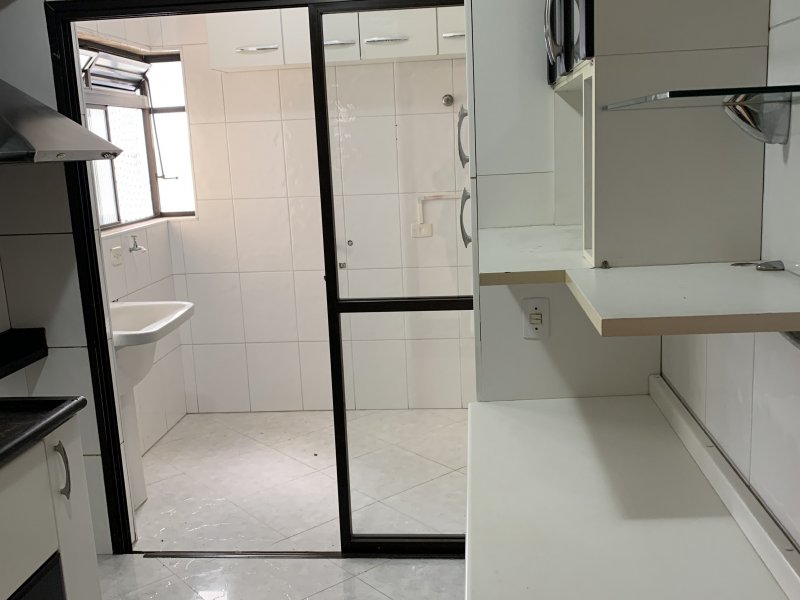 Apartamento à venda Vila Bertioga com 75m² e 3 quartos por R$ 550.000 - 1641061670-img-5079.jpg