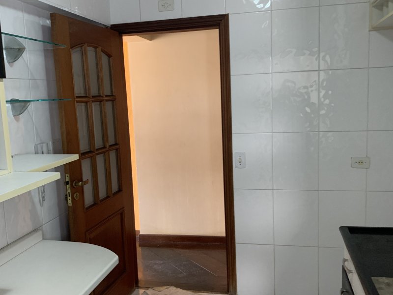 Apartamento à venda Vila Bertioga com 75m² e 3 quartos por R$ 550.000 - 1689957780-img-5082.jpg
