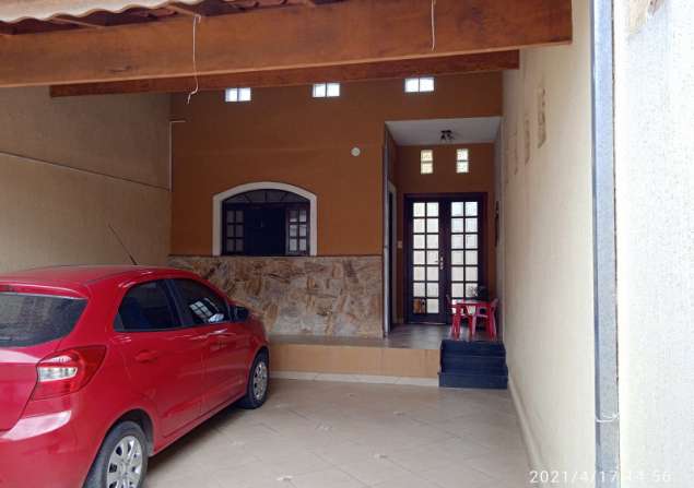 imóvel com 225m²