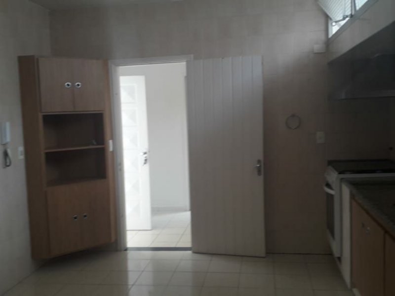 Casa à venda Anhangabaú com 227m² e 4 quartos por R$ 850 - 1647463087-23654f4b-cc18-4f49-8d18-49f8f8e2d84d.jpg