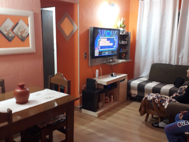 Apartamento à venda Jardim Regina com 53m² e 2 quartos por R$ 250.000 - 1555426611-sala-1.jpg