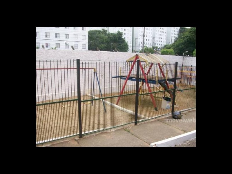 Apartamento à venda Jardim Regina com 53m² e 2 quartos por R$ 250.000 - 207238907-parquinho.jpg