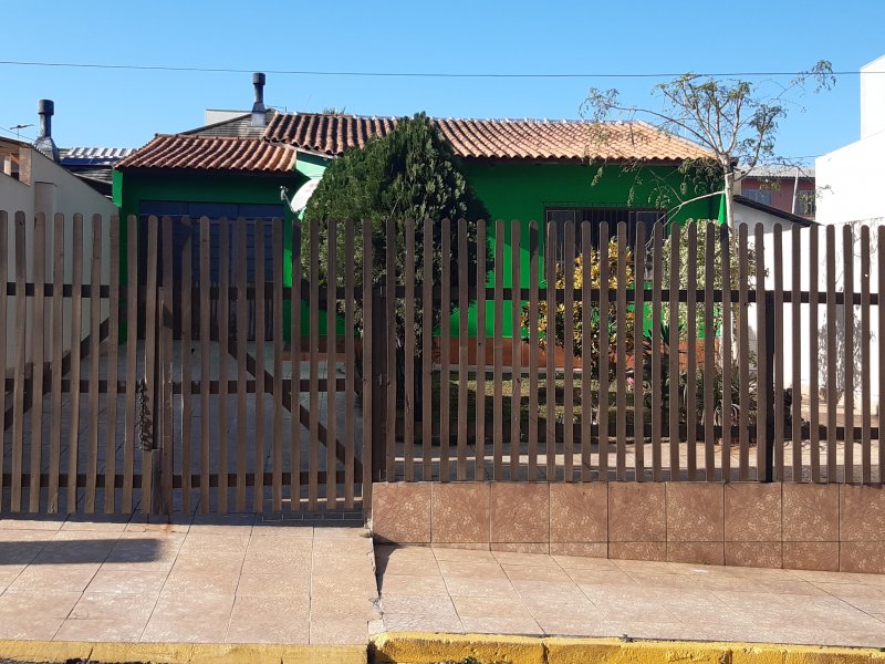 Casa à venda Vila Monte Carlo com 300m² e 2 quartos por R$ 600.000 - 1171176334-inbound8598420929500415343.jpg