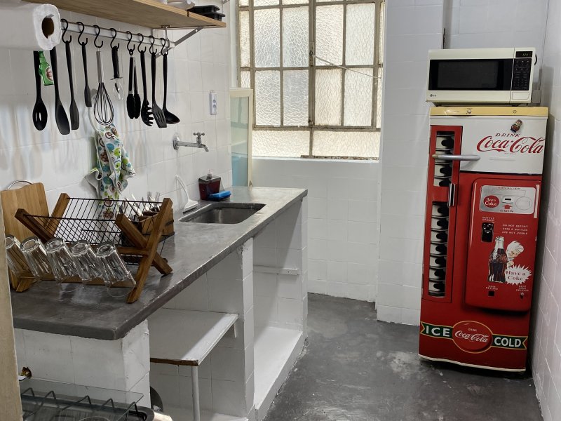 Apartamento à venda Santa Teresa com 45m² e 1 quarto por R$ 285.000 - 737610242-cozinha1.jpg