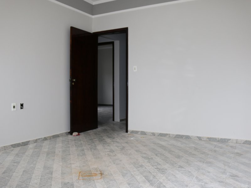 Casa à venda Prolongamento Jardim Paulista com 200m² e 2 quartos por R$ 340.000 - 2071562552-img-4730.JPG