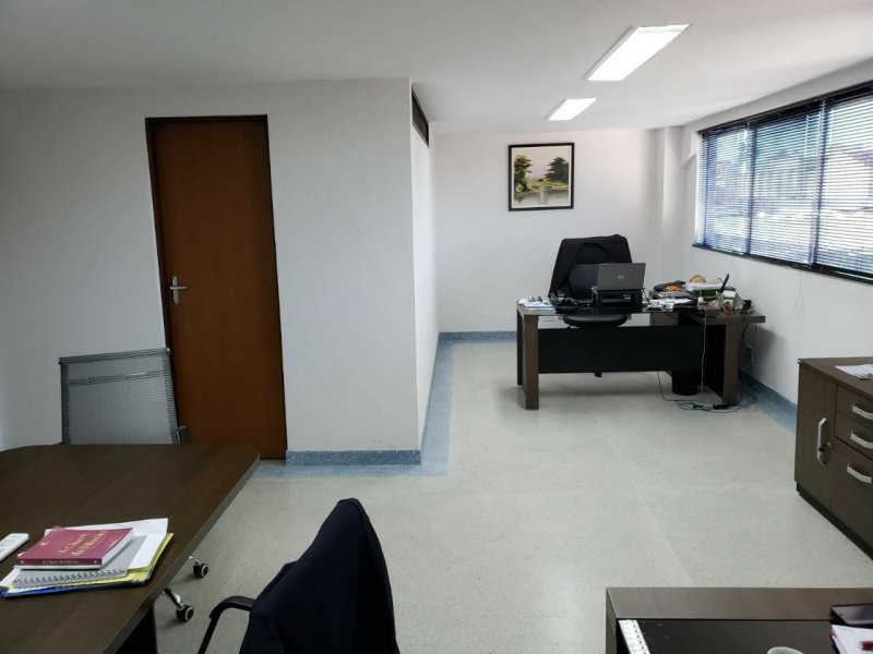 Comercial à venda Centro  com 724m² e 1 quarto por R$ 2.700.000 - 300480108-sala-diretoria.jpeg