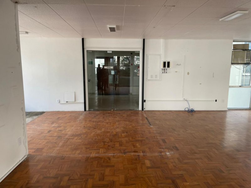 Comercial à venda Cerqueira César com 200m² e 1 quarto por R$ 2.500.000 - 1470881438-whatsapp-image-2021-07-24-at-12.jpeg