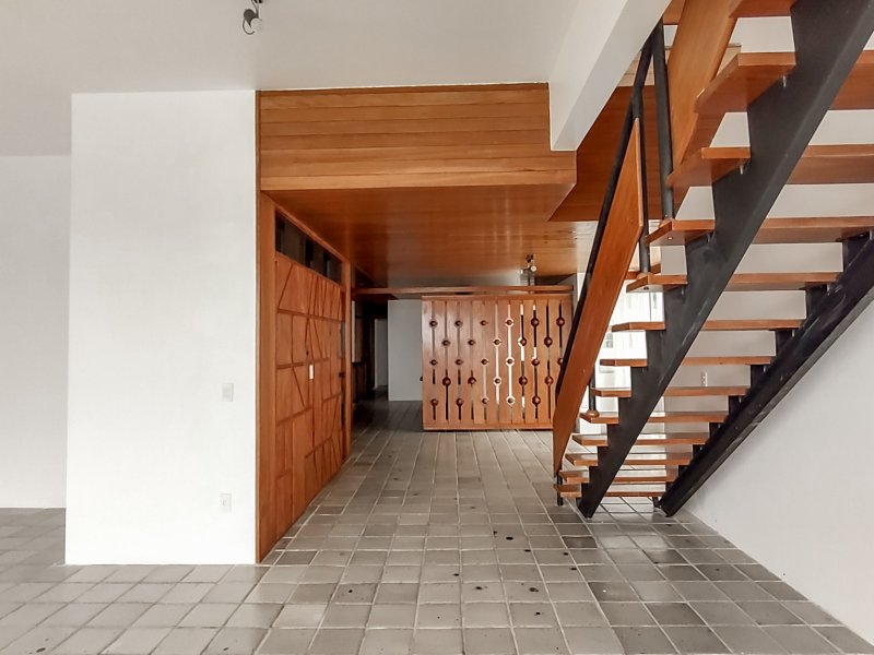 Cobertura à venda Boa Viagem com 389m² e 5 quartos por R$ 1.650.000 - 1253253034-3-sala-inferior.jpg