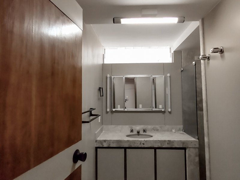 Cobertura à venda Boa Viagem com 389m² e 5 quartos por R$ 1.650.000 - 558935256-12-wc-1.jpg