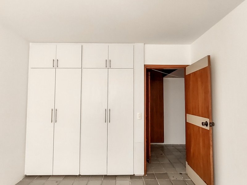 Cobertura à venda Boa Viagem com 389m² e 5 quartos por R$ 1.650.000 - 695434103-11-quarto-1.jpg