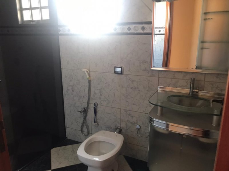 Casa à venda Parque Santa Cândida com 216m² e 2 quartos por R$ 270.000 - 899899447-whatsapp-image-2021-07-27-at-12.jpeg