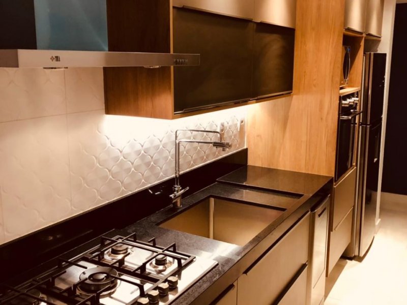 Apartamento à venda Barra da Tijuca com 110m² e 3 quartos por R$ 985.000 - 339432183-bancada-cozinha.jpeg