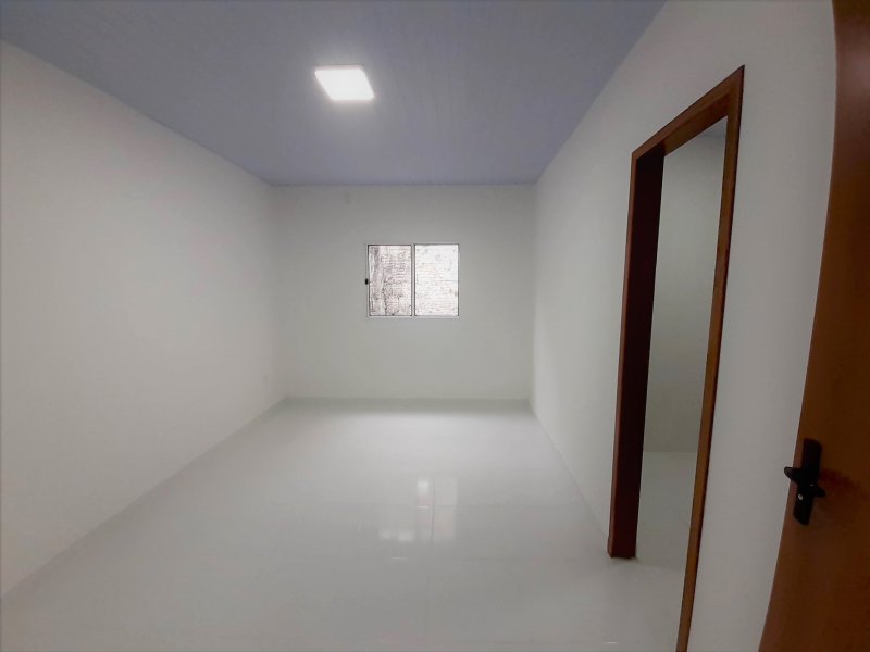 Casa à venda Parque 10 de Novembro com 225m² e 2 quartos por R$ 270.000 - 1381384468-20210611-090843.jpg