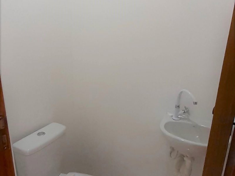 Casa à venda Parque 10 de Novembro com 225m² e 2 quartos por R$ 270.000 - 1596145905-20210611-090600.jpg