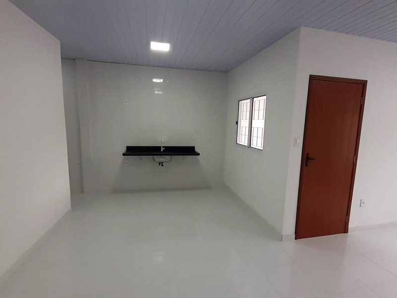 Casa à venda Parque 10 de Novembro com 225m² e 2 quartos por R$ 270.000 - 1604493920-20210616-090439.jpg