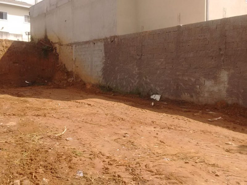 Terreno à venda Jardim dos Bandeirantes com 143m² e 1 quarto por R$ 98.500 - 1470566526-fa72fd4c-2818-43ce-9ebe-c0b99d505f9a.jpg