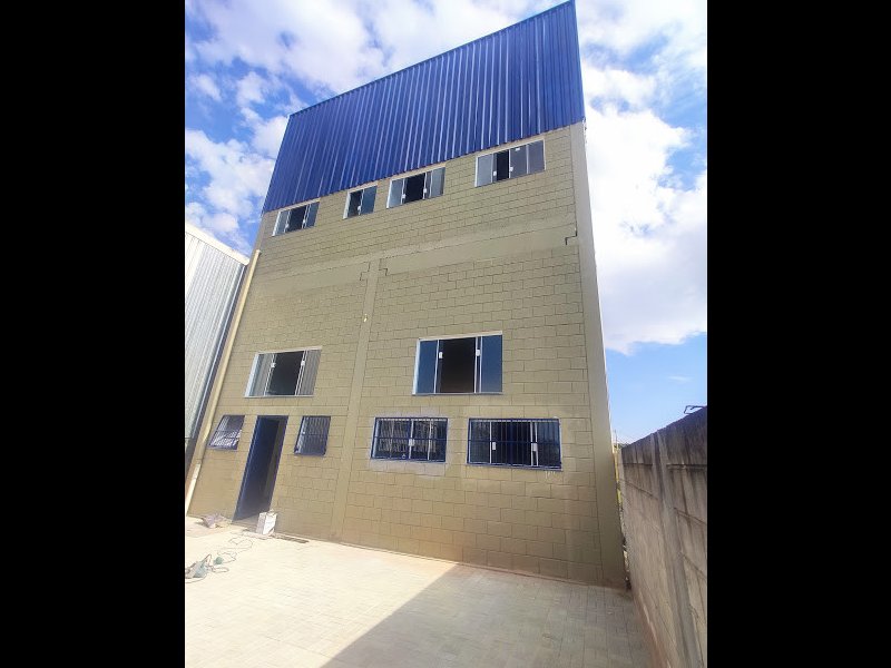 imóvel com 1499m² - Sertãozinho - Mauá