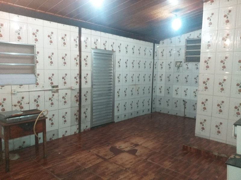 Casa à venda Cidade Nova com 160m² e 2 quartos por R$ 270.000 - 1514267997-1cbe7a8e-2438-4f65-adb9-a41e90072b4f.jpg