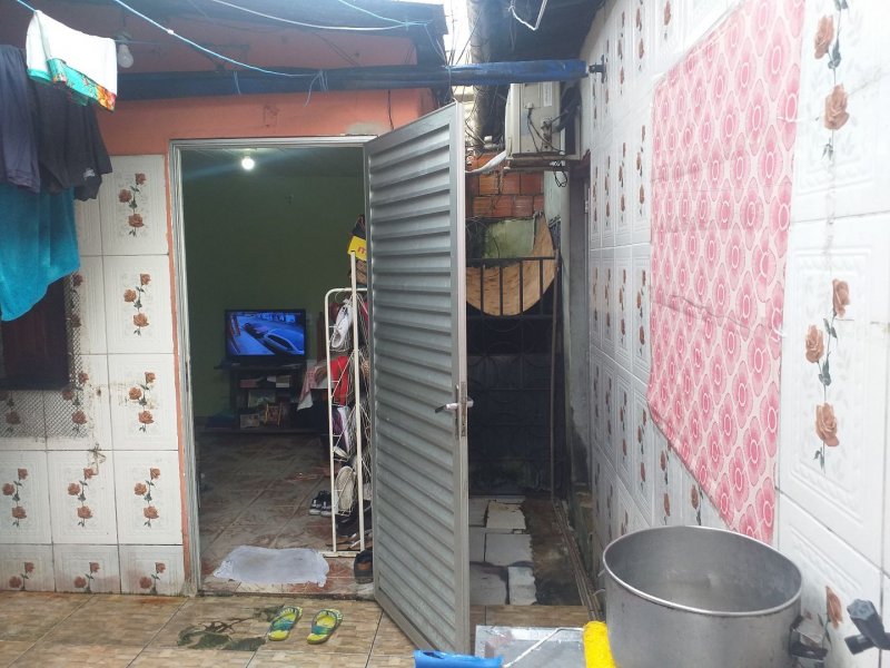 Casa à venda Cidade Nova com 160m² e 2 quartos por R$ 270.000 - 739468512-43737918-7960-4ae7-b77d-9bfb8ba5344f.jpg