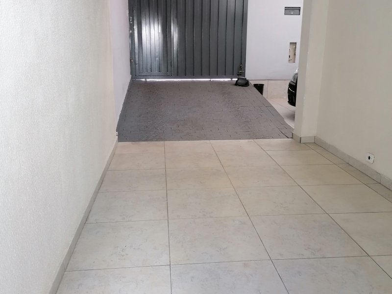 Casa à venda Cidade Jardim com 145m² e 3 quartos por R$ 580.000 - 1721130947-garagem.jpg