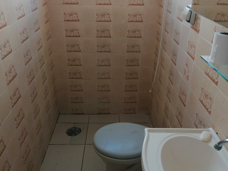 Casa à venda Cidade Jardim com 145m² e 3 quartos por R$ 580.000 - 1790819213-wc.jpg