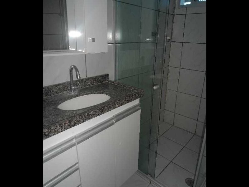 Apartamento à venda Jardim São Paulo com 70m² e 3 quartos por R$ 180.000 - 1381170767-banheiro.jpg