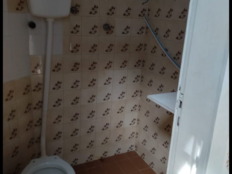 Apartamento à venda Jardim São Paulo com 70m² e 3 quartos por R$ 180.000 - 1819325845-banheiro-servico.jpg