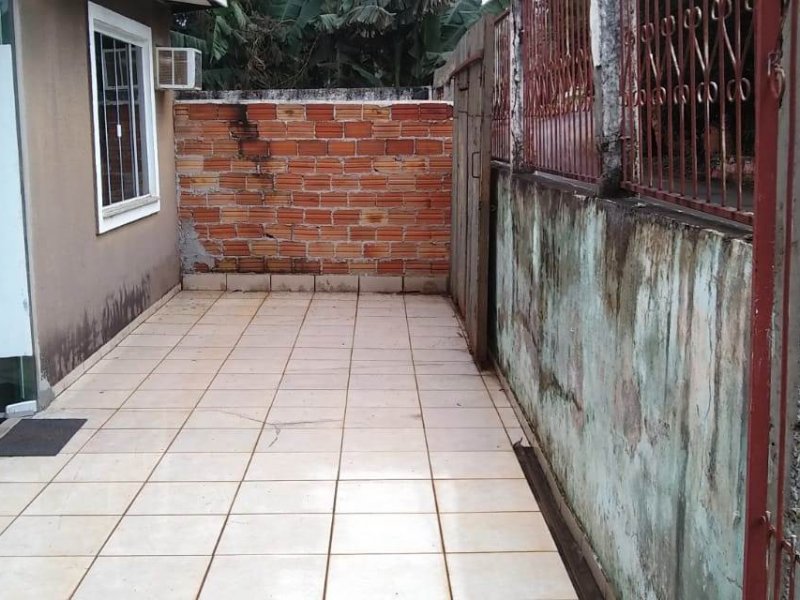 Casa à venda Portal da Foz com 53m² e 2 quartos por R$ 88.000 - 2035349623-frente-2.jpeg