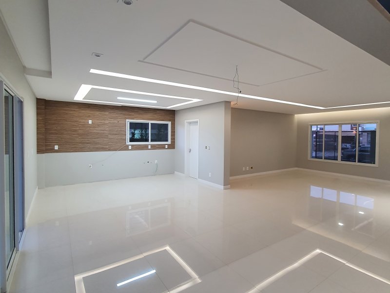 imóvel com 370m² - Jardim Carvalho - Ponta Grossa