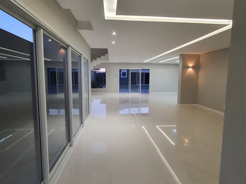 imóvel com 370m² - Jardim Carvalho - Ponta Grossa