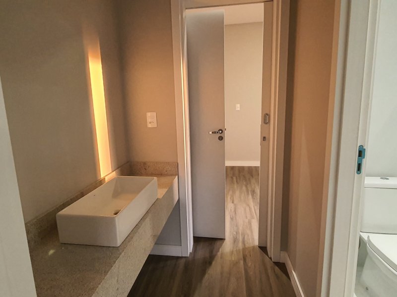 imóvel com 370m² - Jardim Carvalho - Ponta Grossa