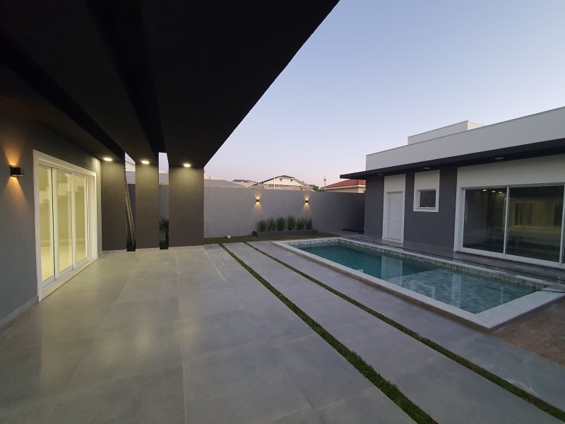 imóvel com 370m² - Jardim Carvalho - Ponta Grossa