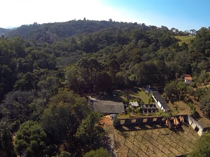 imóvel com 10000m² - Chácara Jaguari (Fazendinha) - Santana de Parnaiba