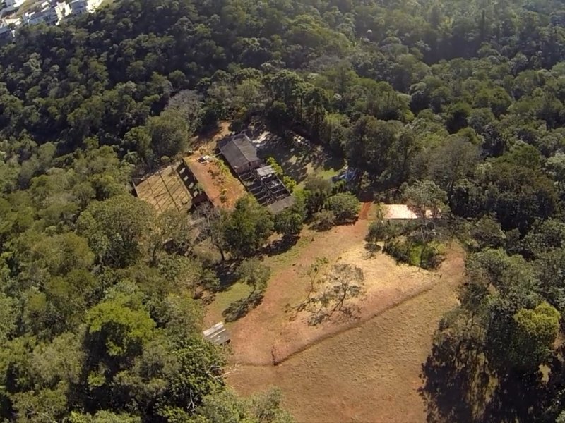 imóvel com 10000m² - Chácara Jaguari (Fazendinha) - Santana de Parnaiba