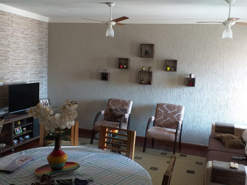 Casa à venda Jardim Conceicao com 300m² e 3 quartos por R$ 420.000 - 216526367-20.jpg