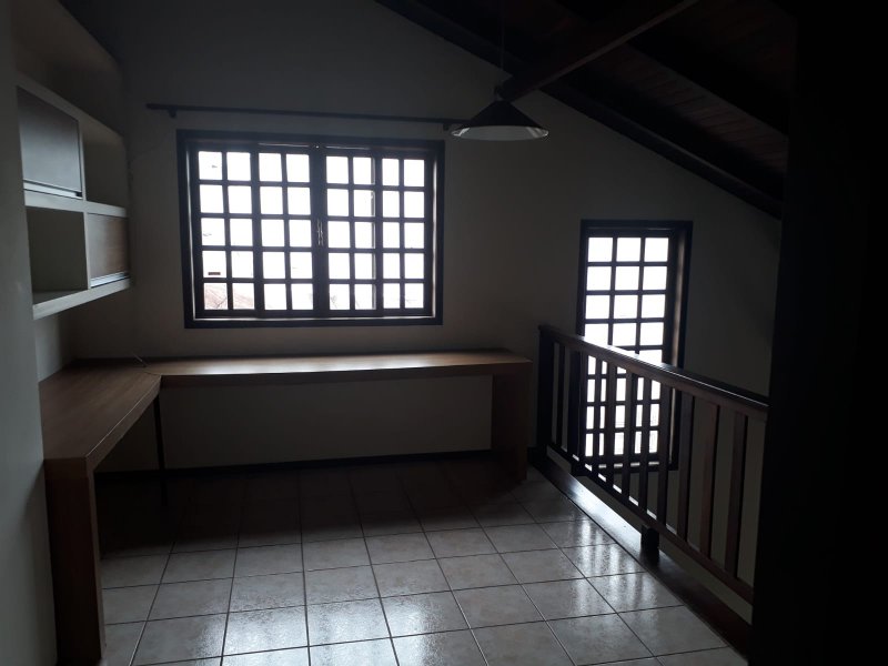 Casa à venda Espinheiros com 285m² e 4 quartos por R$ 1.600.000 - 1167815054-img-20210730-wa0075.jpg